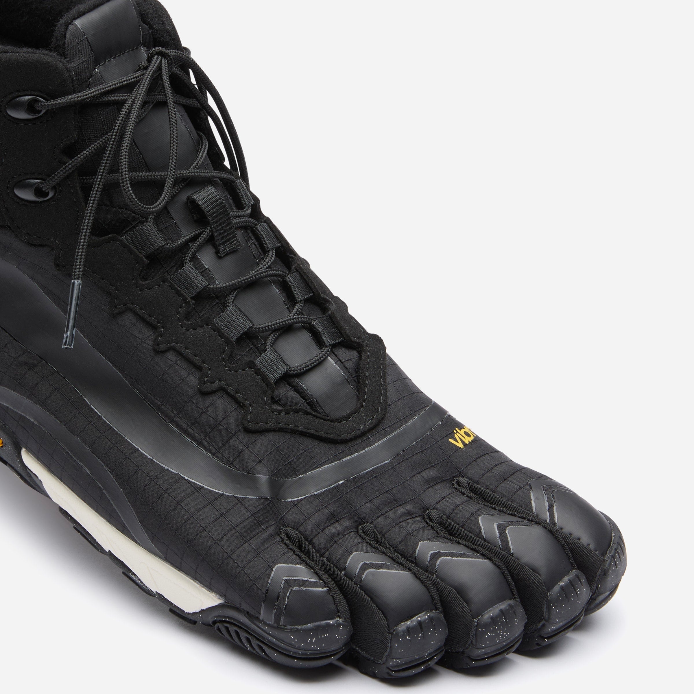 Roadcozy Mens Black - Barefoot Junkie