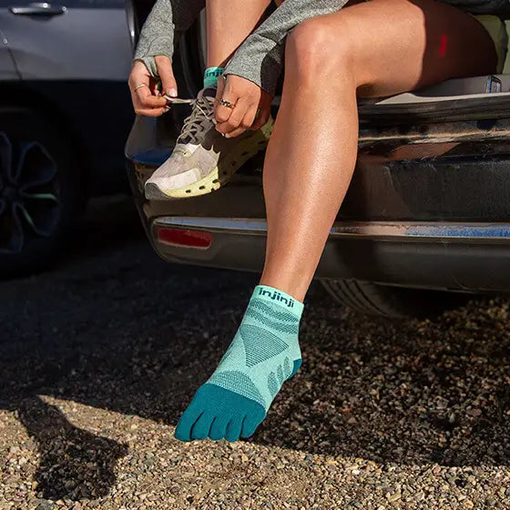 Injinji Ultra Run Mini Crew Womens Glacier (NEW 2024)