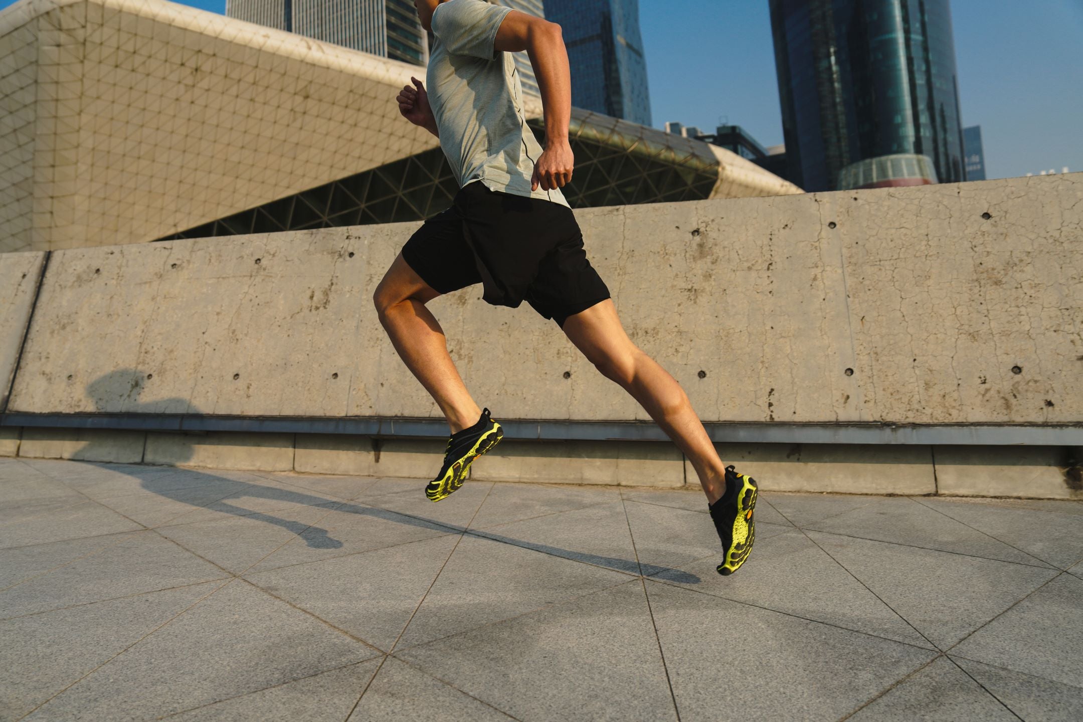 Vibram Fivefingers - V-RUN Mens Black Yellow - Barefoot Junkie - Mens Vibram Fivefingers