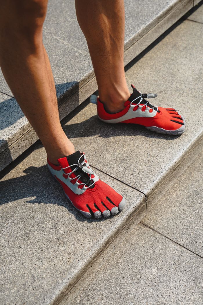 Vibram Fivefingers - V-Run Retro Mens Red Black Grey - Barefoot Junkie - Mens Vibram Fivefingers