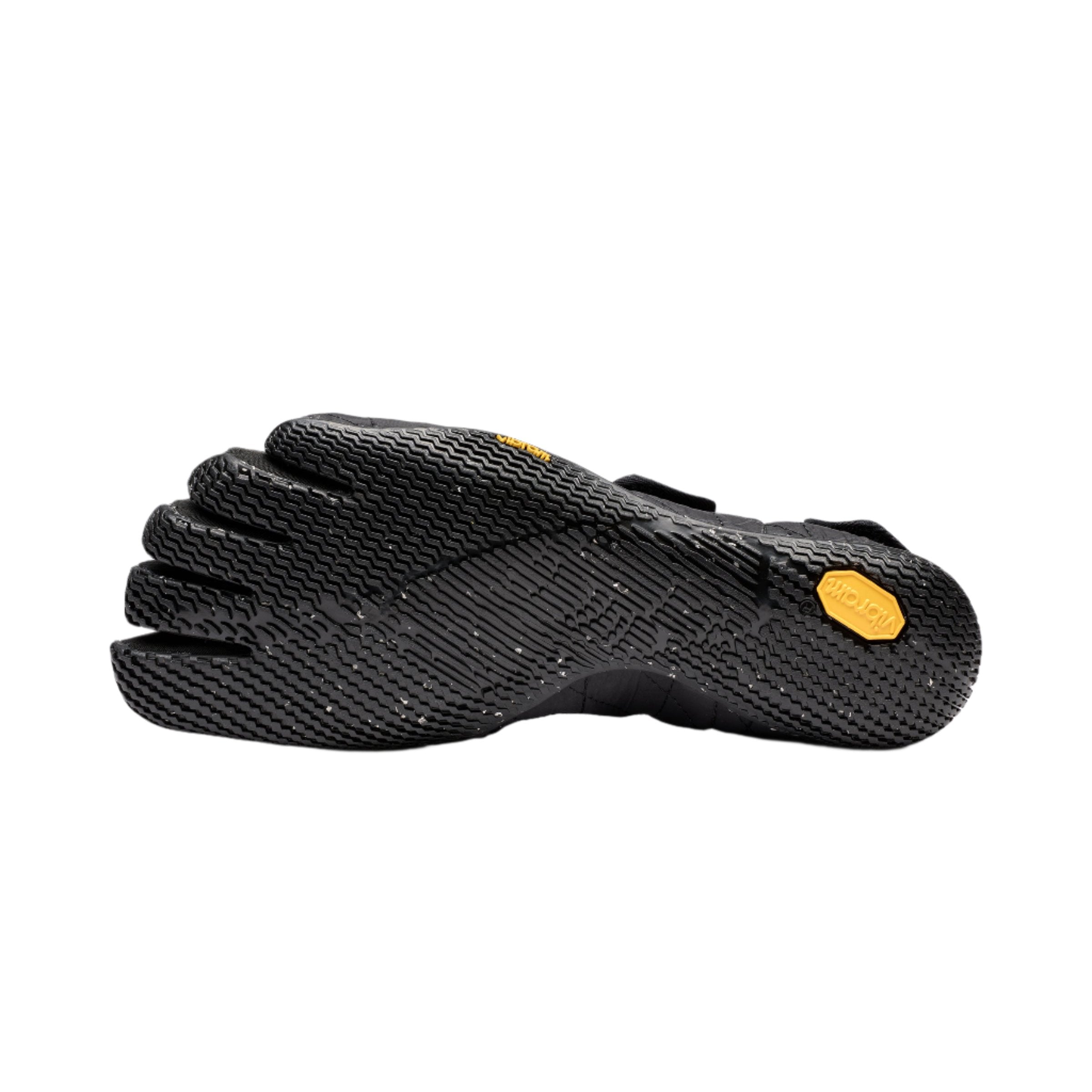 V-Kumo Womens Black - Barefoot Junkie