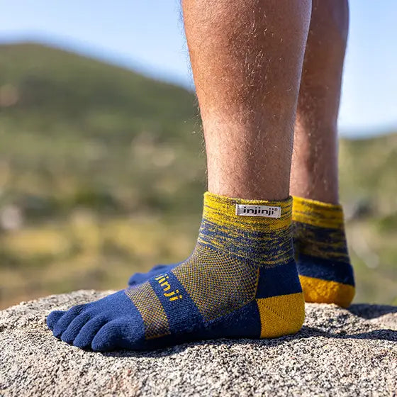 Injinji Toe Socks - Injinji Trail Midweight Mini Crew Moonlit (New AW23) - Barefoot Junkie - Injinji Socks