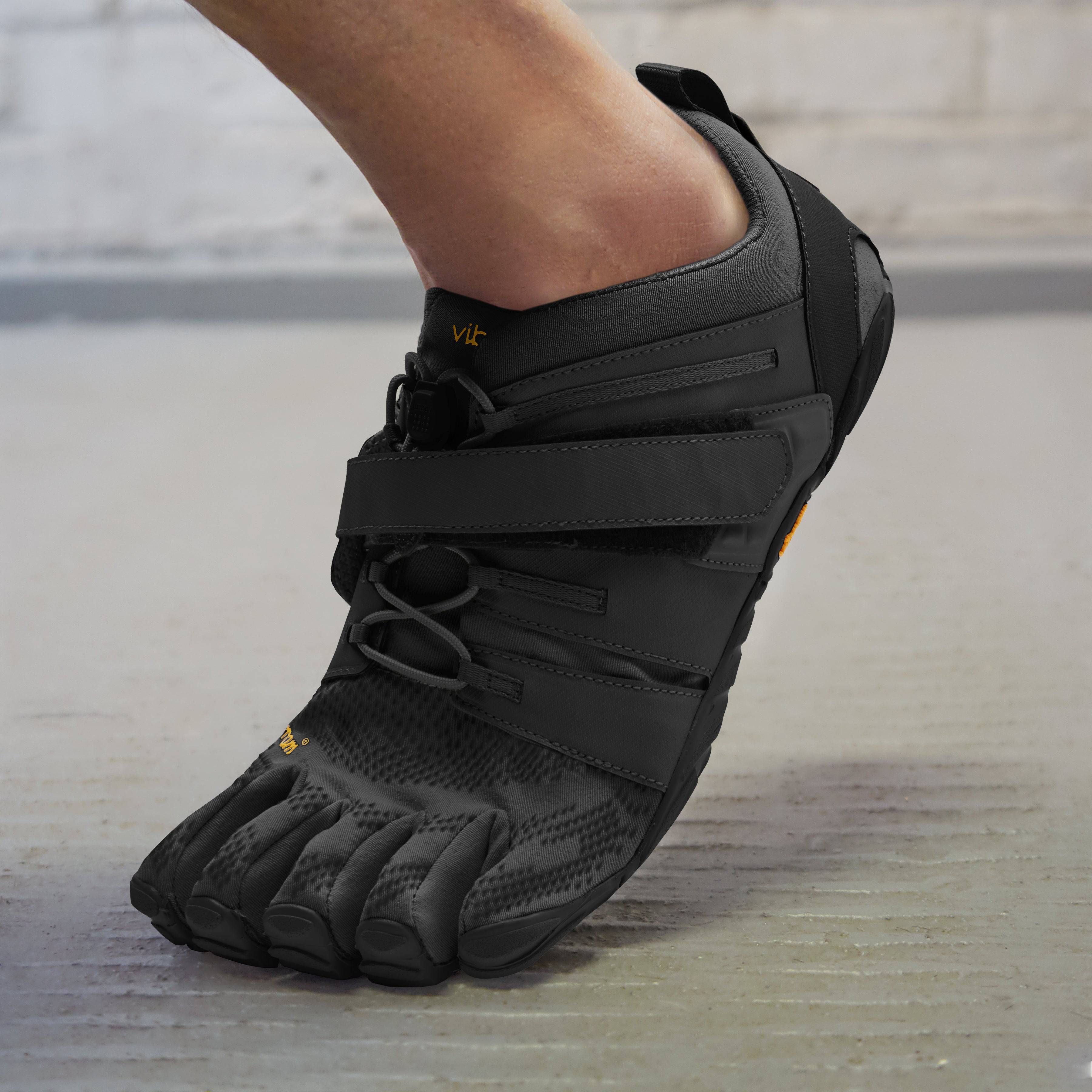 Vibram Fivefingers - V-Train 2.0 Mens All Black - Barefoot Junkie - Mens Vibram Fivefingers