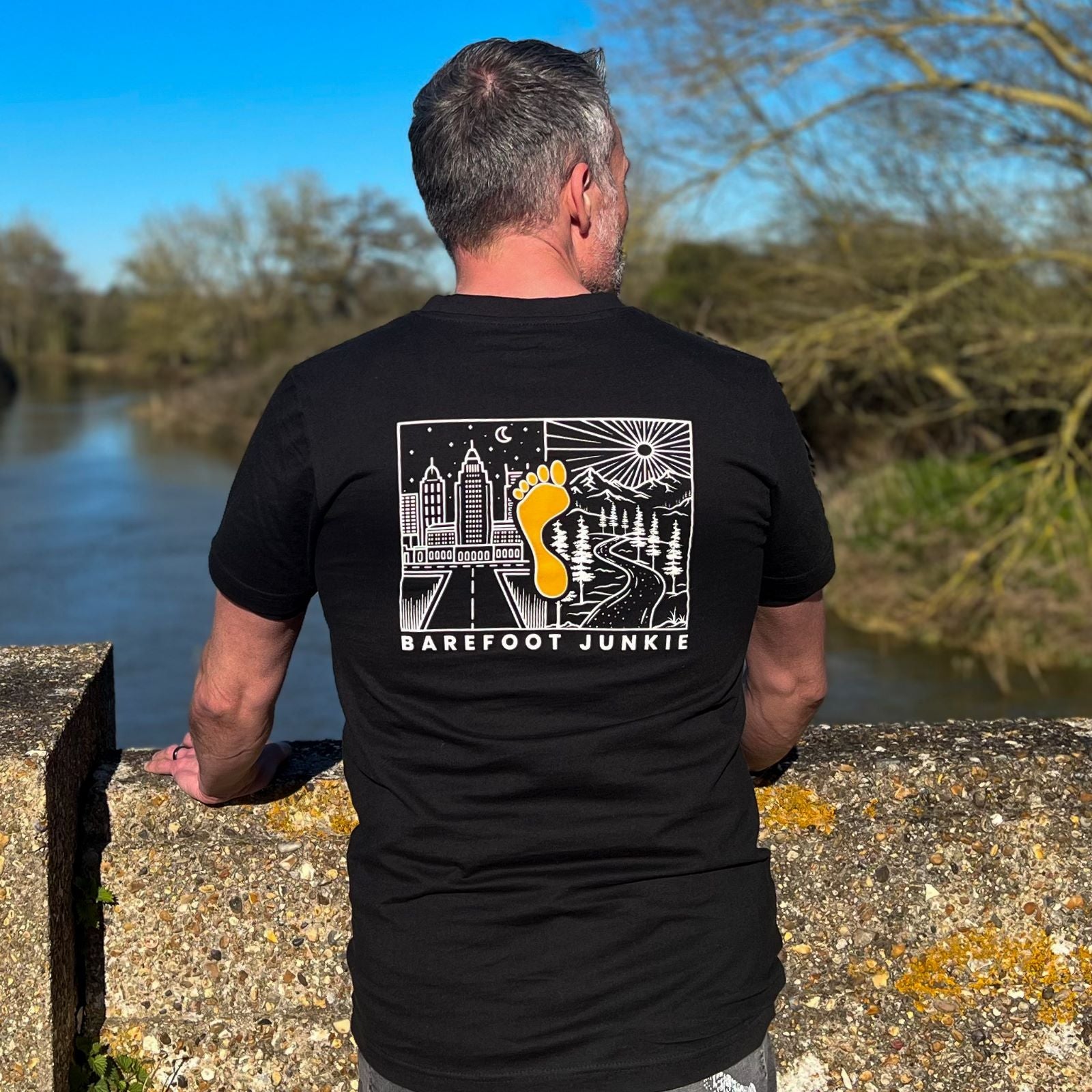 Barefoot Junkie - Barefoot Junkie Night & Day T-Shirt Black - Barefoot Junkie - T-Shirt