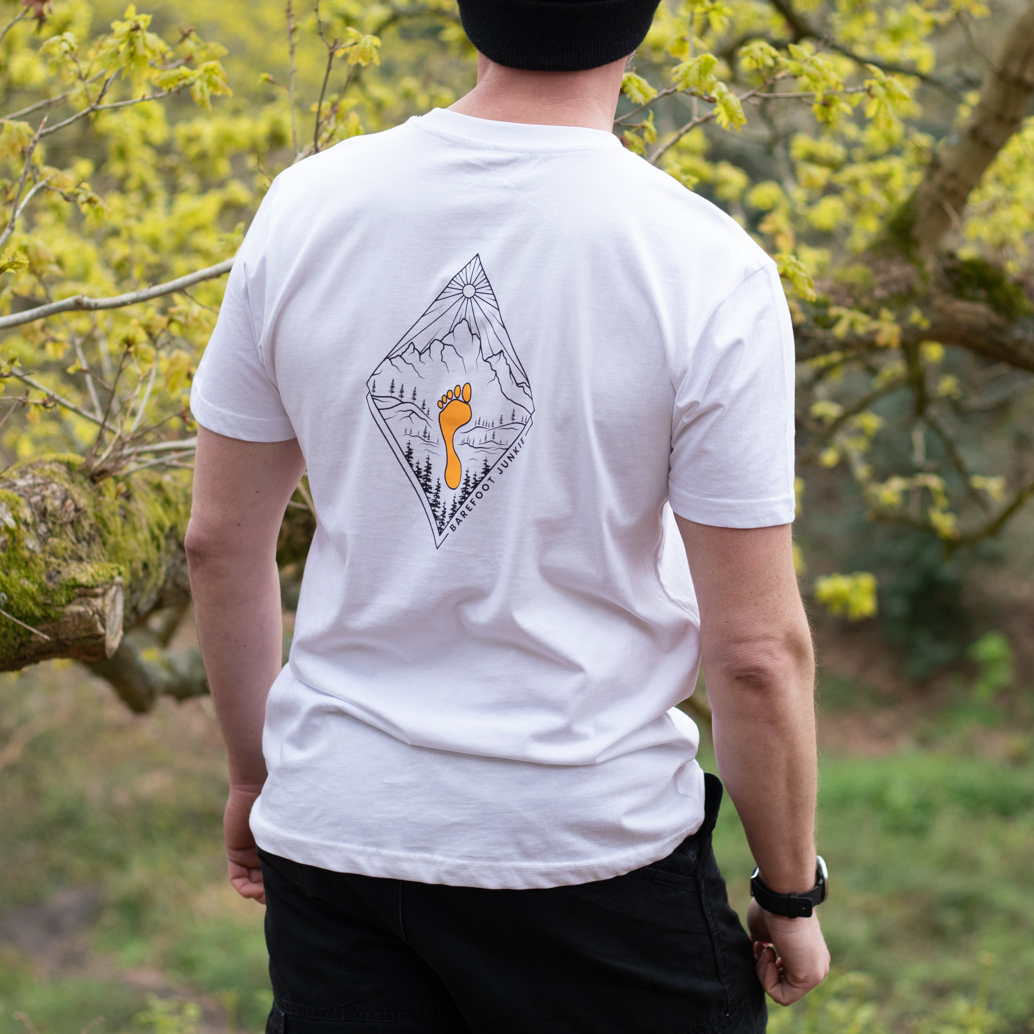Barefoot Junkie - Barefoot Junkie Diamond Love T-Shirt White Unisex Fit - Barefoot Junkie - T-Shirt