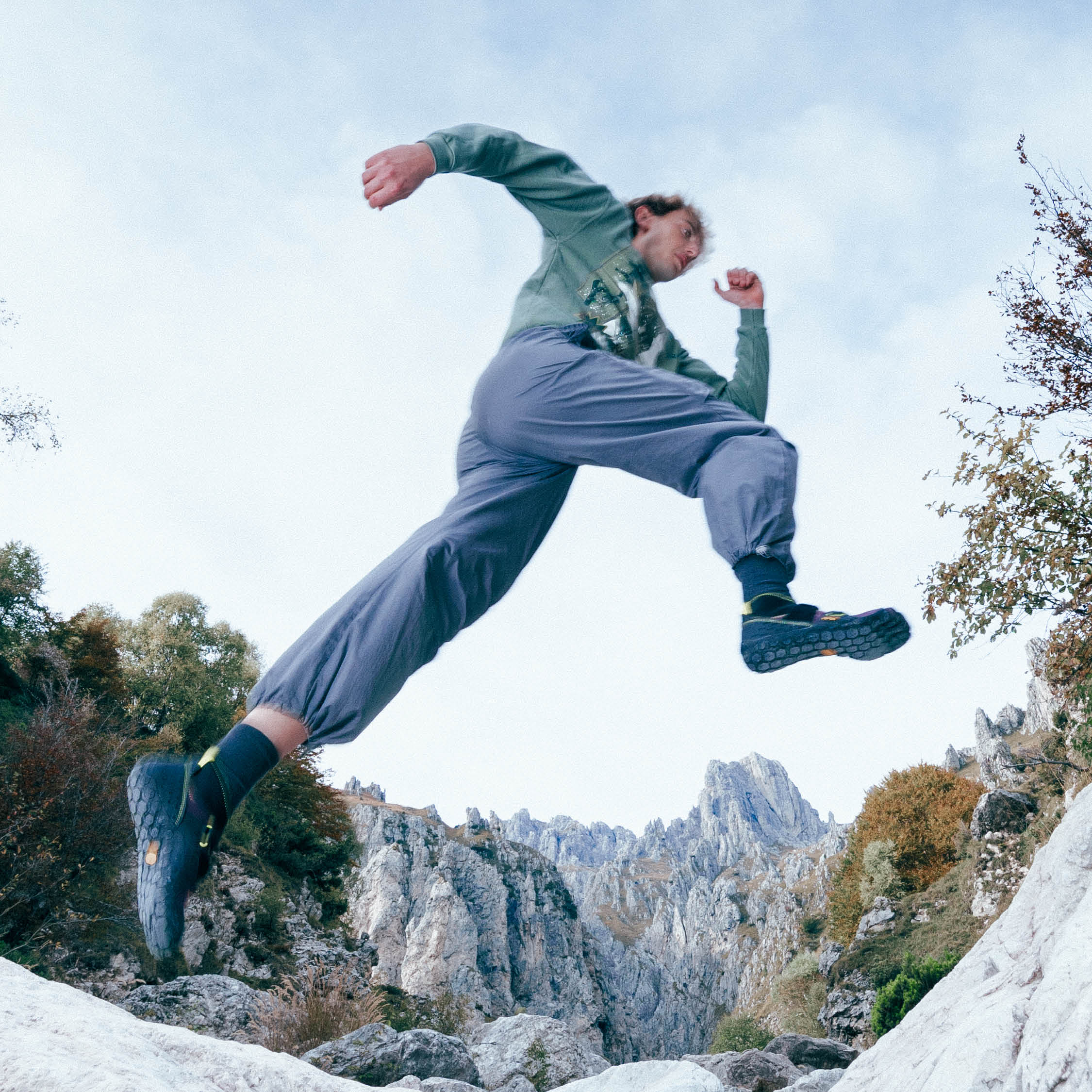 Step Into 2025: A Year of Vibram FiveFingers Adventures and Holistic Wellness