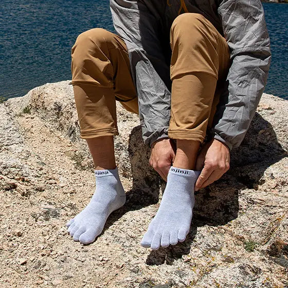 Injinji Toe Socks - Injinji Liner Mini Crew Crew Heather Grey (NEW AW23) - Barefoot Junkie - Injinji Socks