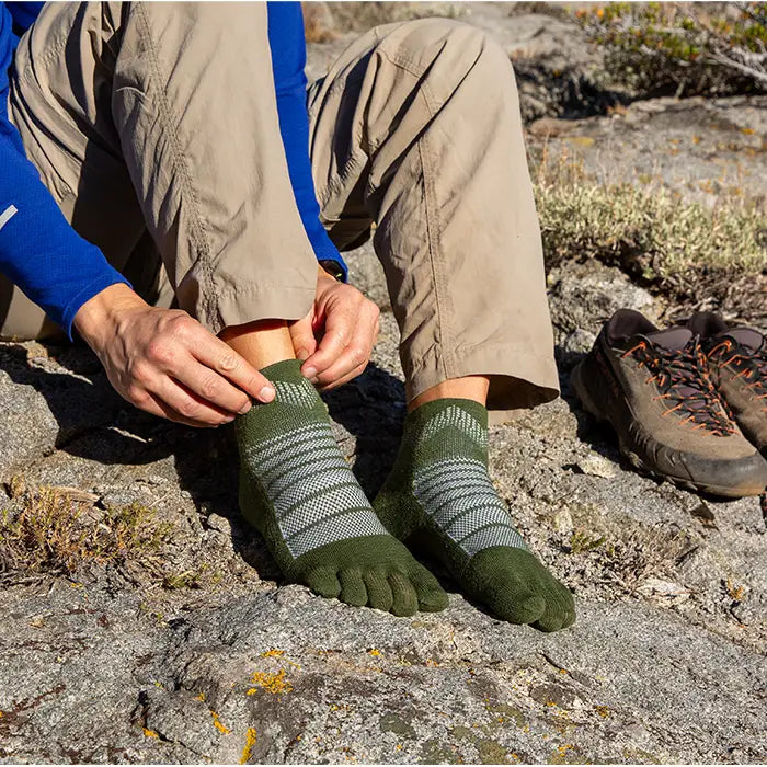 Injinji Outdoor Midweight Mini Crew Mens Forest - Barefoot Junkie