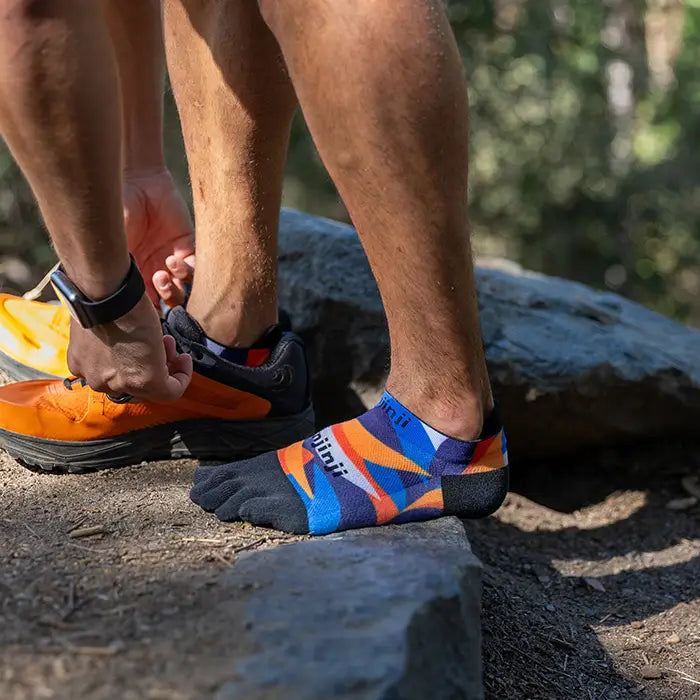 Injinji Run Light Weight Mens No Show Botanical (Artist Designed SS26) - Barefoot Junkie
