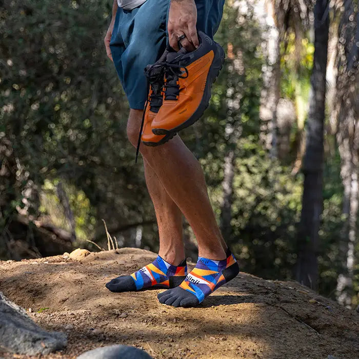 Injinji Run Light Weight Mens No Show Botanical (Artist Designed SS26) - Barefoot Junkie