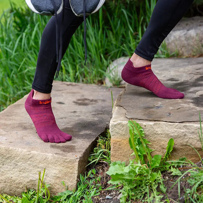 Injinji Run Light Weight No Show Womens Mahogany - Barefoot Junkie