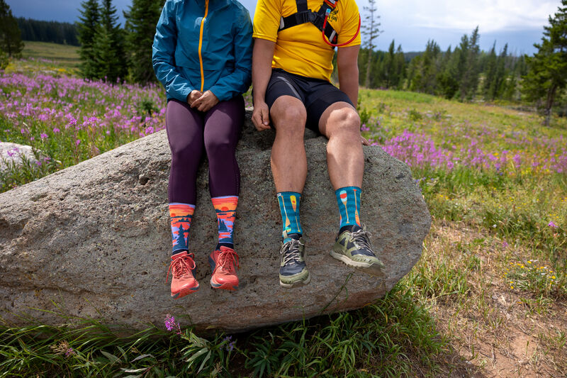 Injinji Trail Midweight Crew Women's Howl (Artist Designed SS25) - Barefoot Junkie