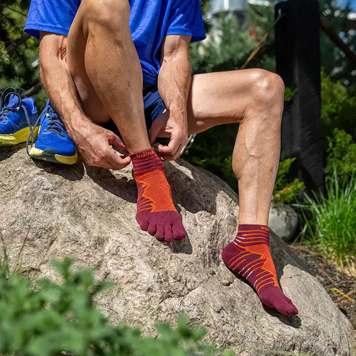 Injinji Ultra Run Mini Crew Mens Mahogany - Barefoot Junkie