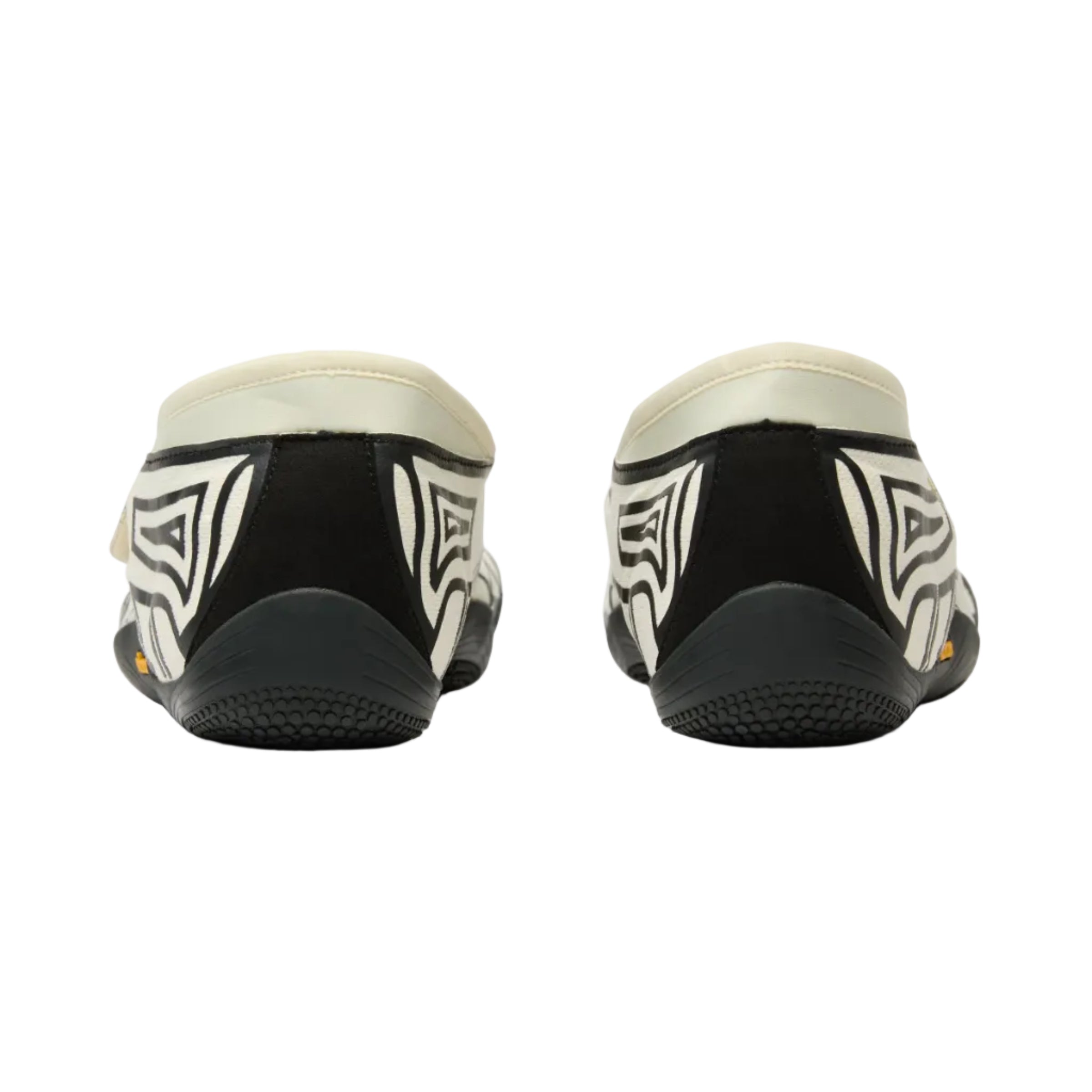 Groundsplay Ivory Black Shoe heel