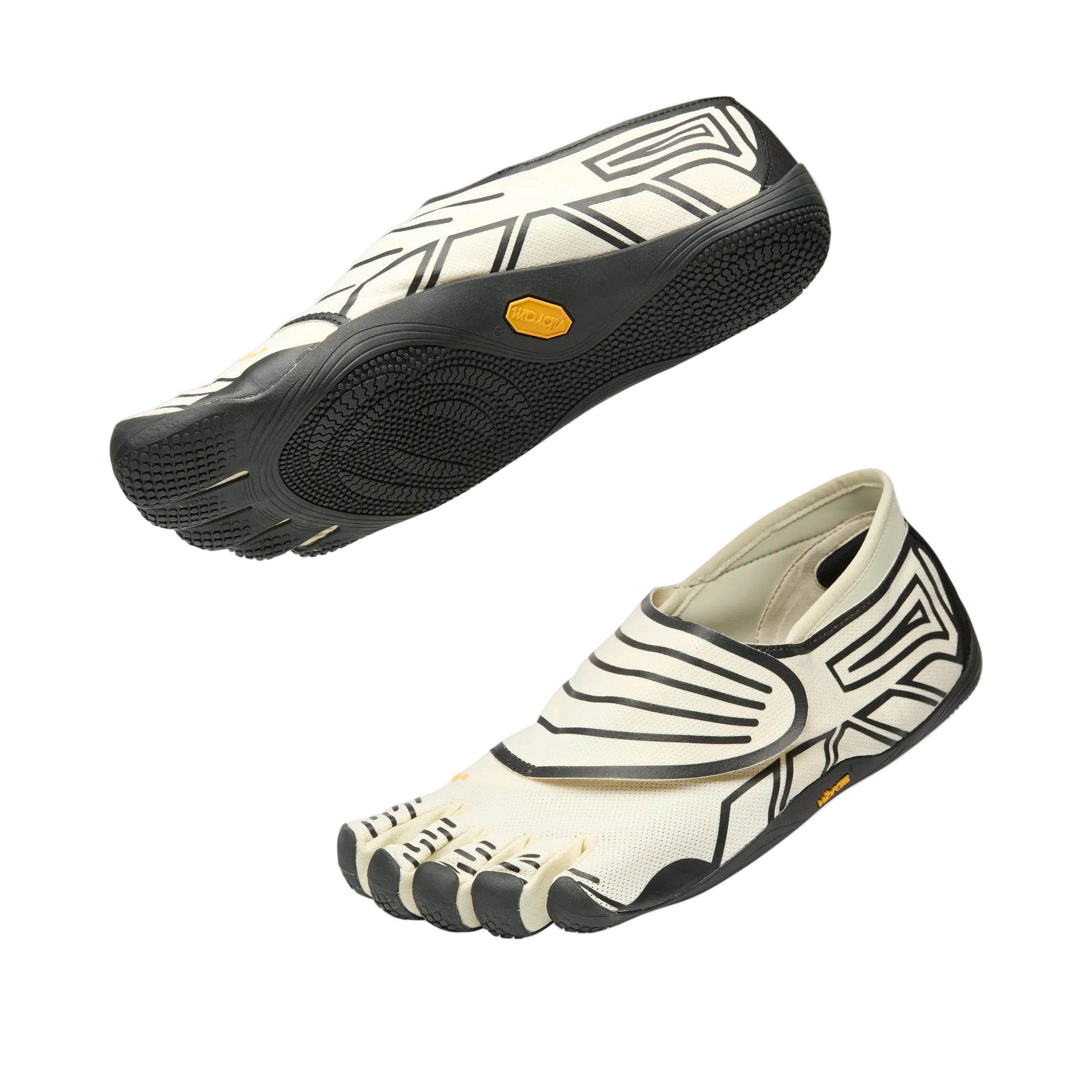 Groundsplay Ivory Black Shoe floating