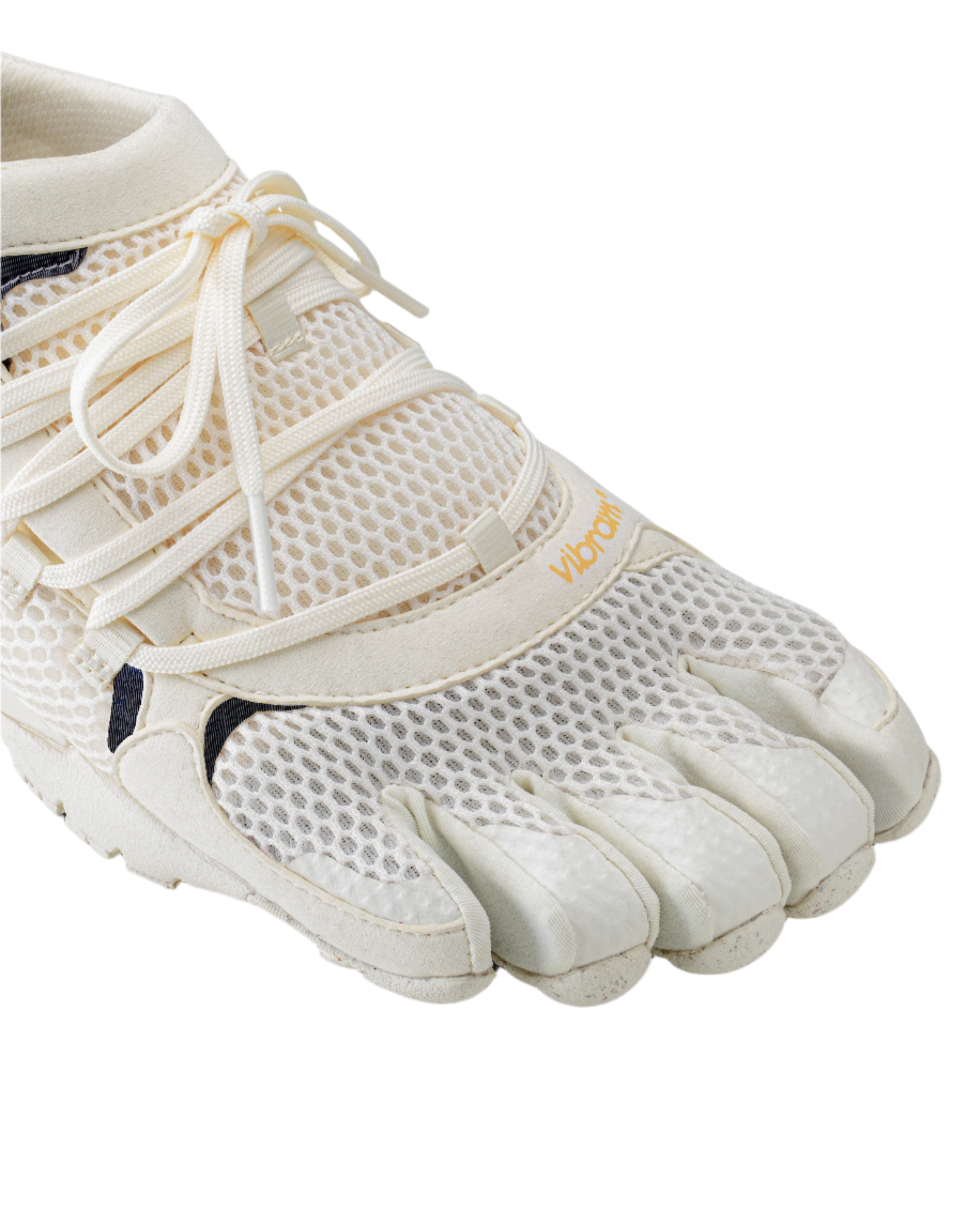 ROADAROUND_25M0802_IVORY-REFLECTIVE toes