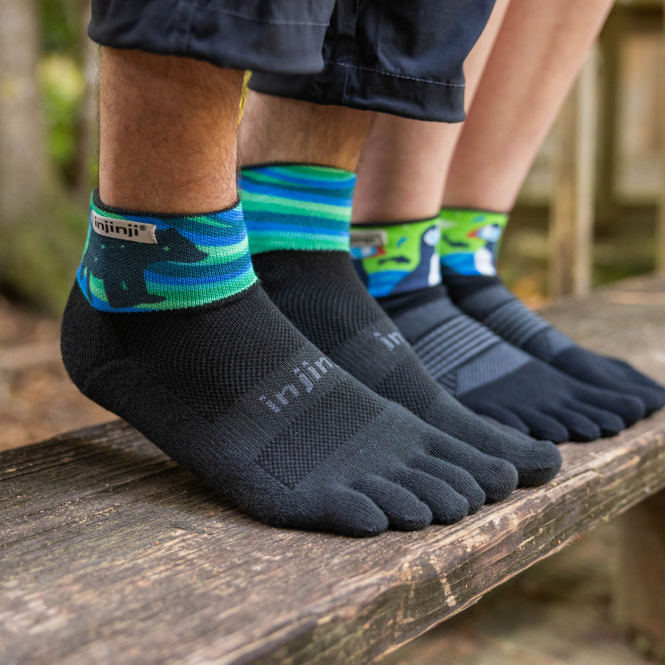 Injinji Trail Midweight Mini Crew Men's Aurora (Artist Designed SUMMER24)